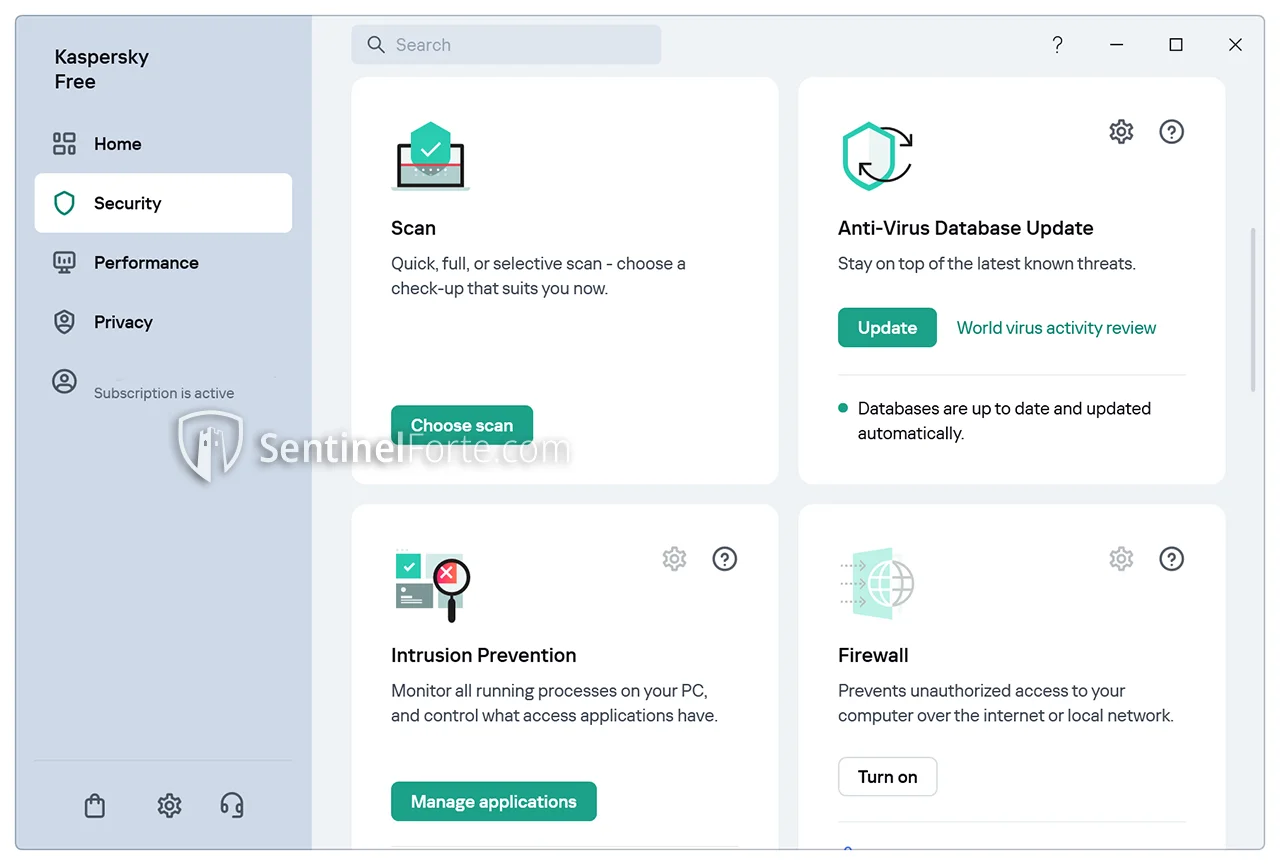 Kaspersky Free Antivirus 2025 full dashboard screenshot showing Scan, privacy, firewall, and protection tabs